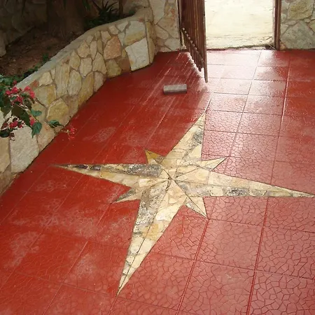 Il Sole Di למפדוזה